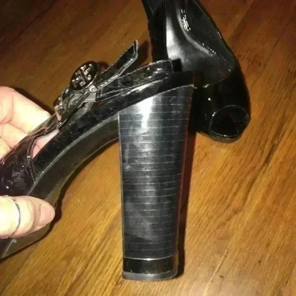 Tory Burch Alison Croc patent peep toe heels, 9.5 - Picture 5 of 5